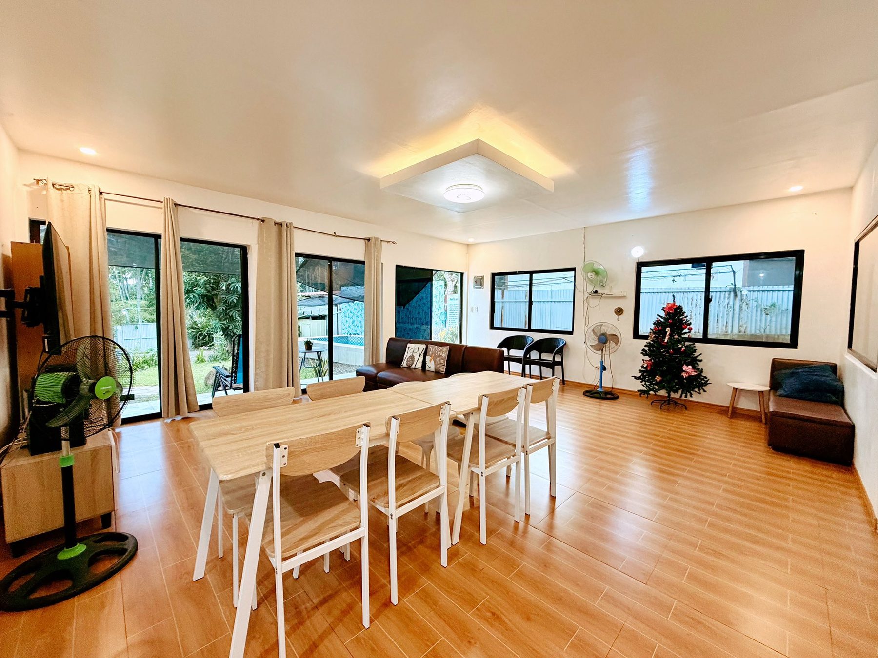 Villa D'Eliz - Dining & Kitchen - photo 2