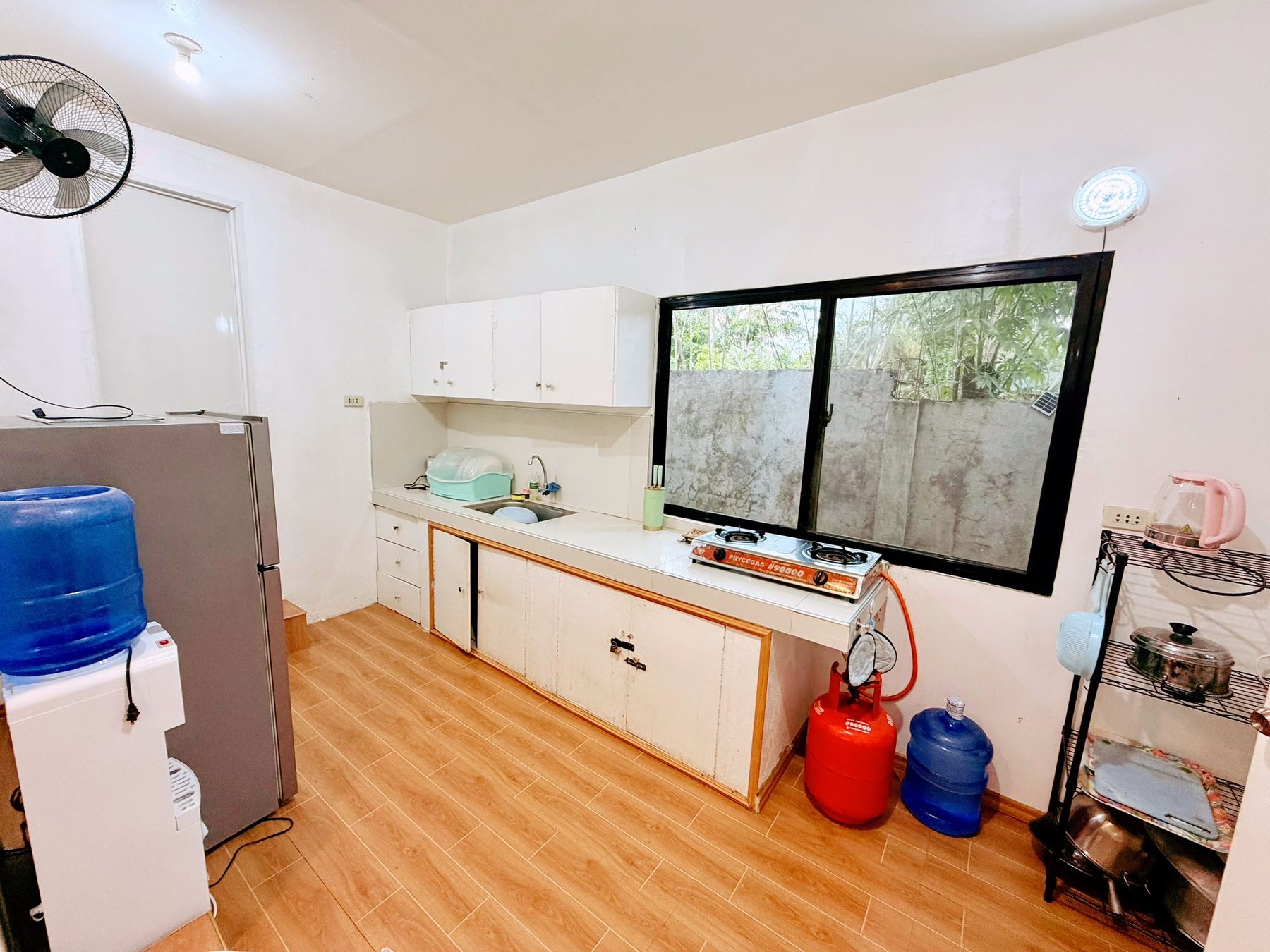Villa D'Eliz - Dining & Kitchen - photo 7